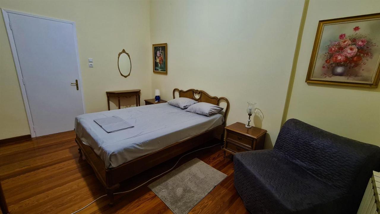 Zefyros Super Cool Apartments Next To Alimos Riviera Athena Bagian luar foto