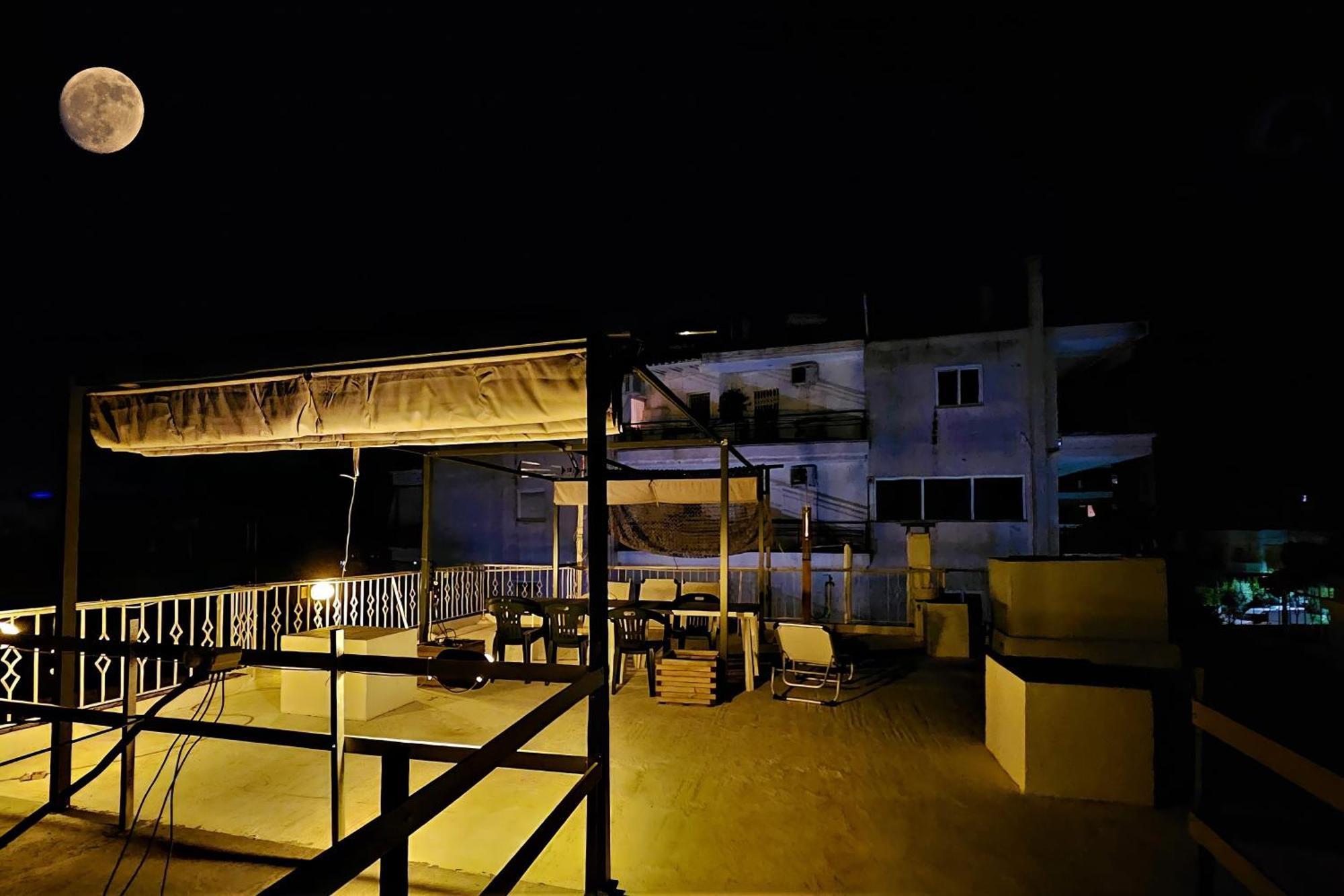 Zefyros Super Cool Apartments Next To Alimos Riviera Athena Bagian luar foto