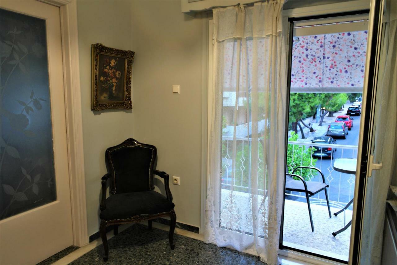 Zefyros Super Cool Apartments Next To Alimos Riviera Athena Bagian luar foto