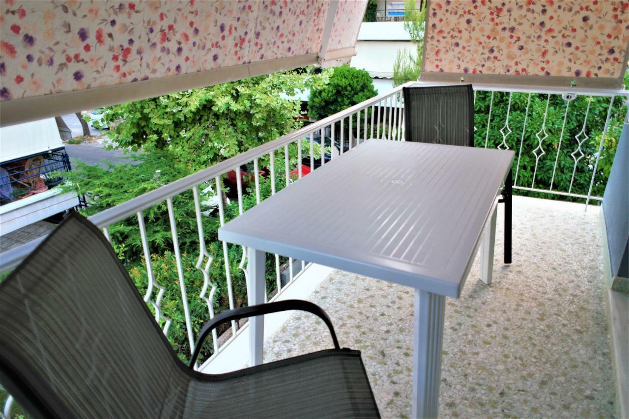 Zefyros Super Cool Apartments Next To Alimos Riviera Athena Bagian luar foto