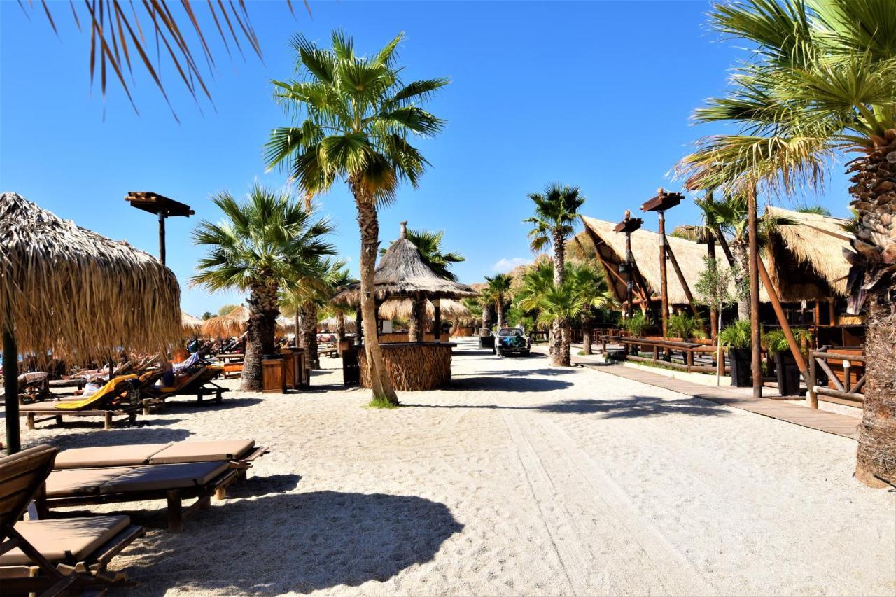 Zefyros Super Cool Apartments Next To Alimos Riviera Athena Bagian luar foto